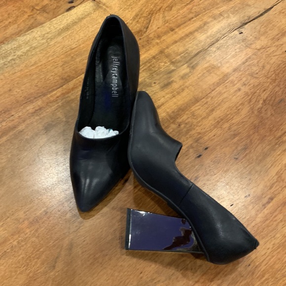 Great shoes for the holidays I love the shoes - Picture 2 of 6